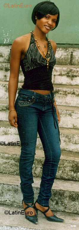 Date this tall Any Country girl Gyslaine from  A9508