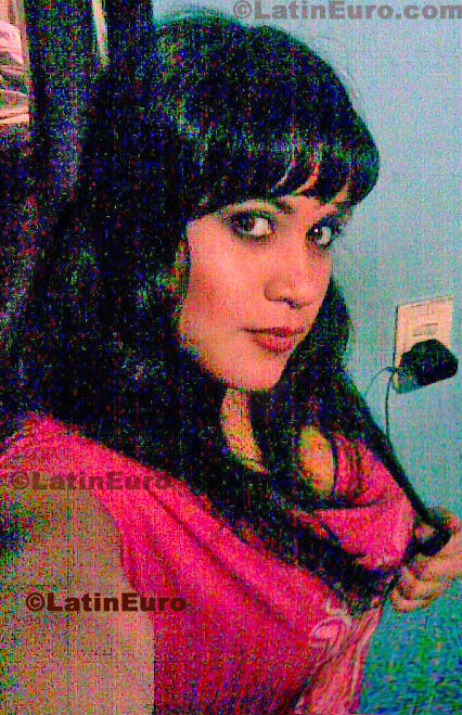 Date this foxy Any Country girl Maria from  N-1084