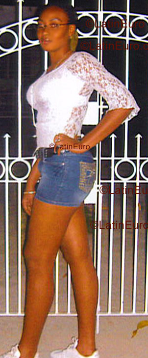 Date this stunning Jamaica girl Alicia from Kingston N-112