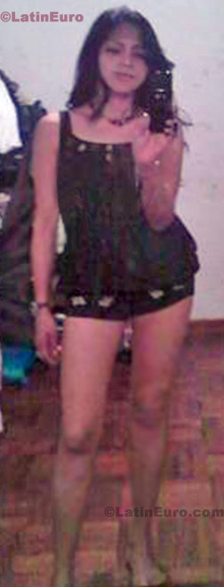 Date this fun Any Country girl Pily from Lima N-1241