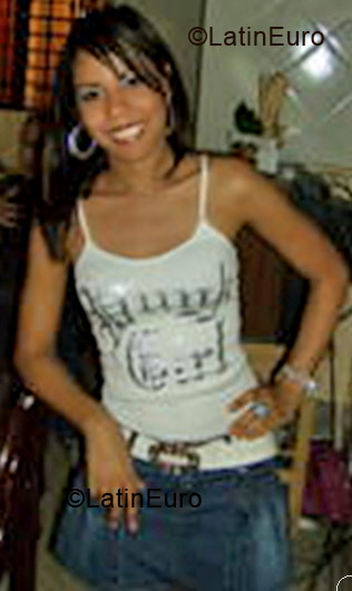 Date this happy Any Country girl Josefina from Santo Domingo N-25