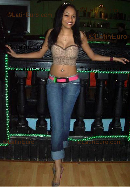 Date this stunning Any Country girl Rosa from  N-282