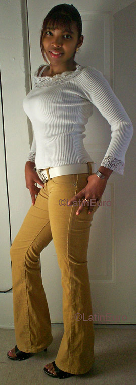 Date this hard body Any Country girl Niurka from  N1265
