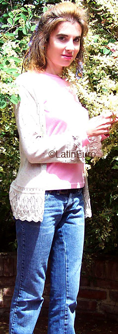 Date this tall Any Country girl Lisette from  N1282