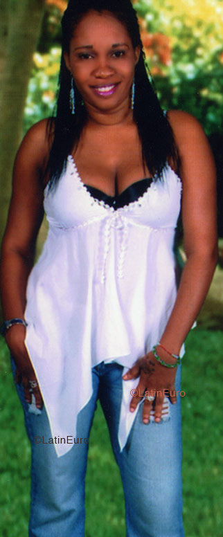 Date this passionate Jamaica girl Michelle from Kingston N1418