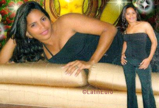 Date this delightful Any Country girl Karen from  N1857