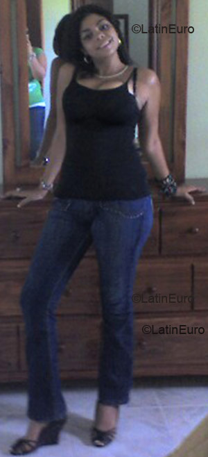 Date this foxy Any Country girl Pamela from Santo Domingo N19