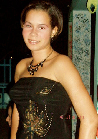 Date this funny Dominican Republic girl Sulay from Barahona N-799