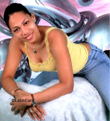 Date this stunning Any Country girl Alba from  N2266