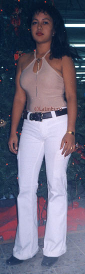 Date this sensual Honduras girl Ilda from Choloma N3378