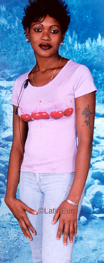 Date this voluptuous Jamaica girl Cordell from  N3828