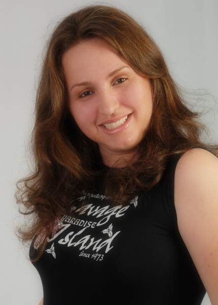 Date this beautiful Brazil girl PetuliaPOliveir from Porto Alegre BR1199