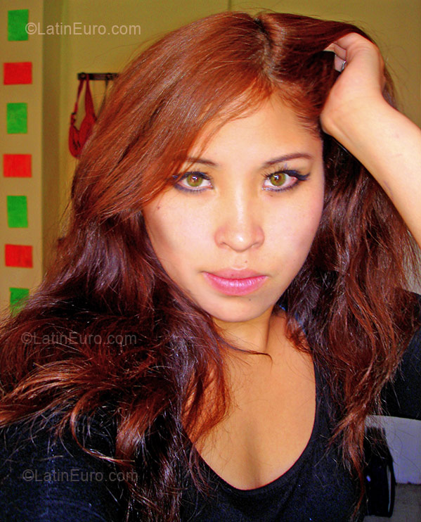 Date this beautiful Peru girl Claudia Estefania Mercdes from Arequipa PE101