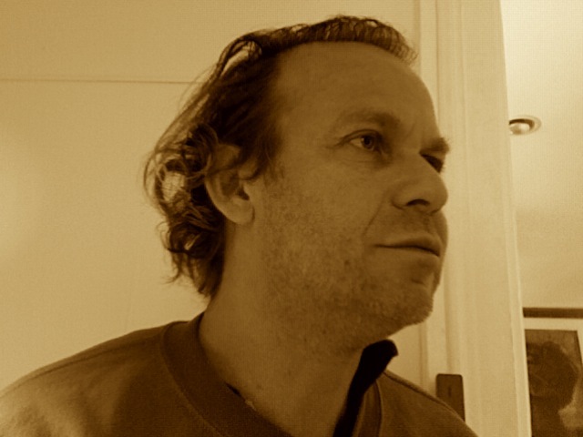 Date this young Dominican Republic man Simonsmart from Hallandale Beach DO2247