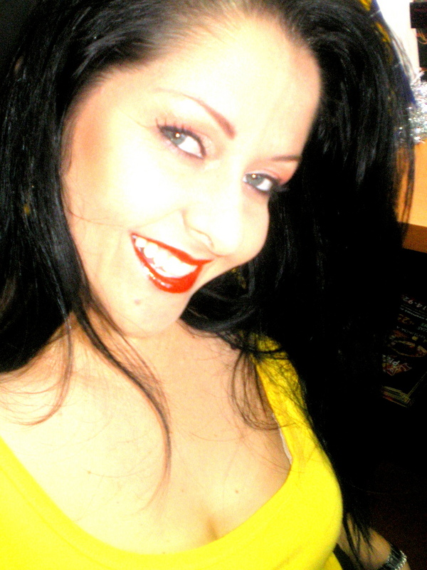Date this gorgeous Brazil girl Ldica from Curitiba BR2611