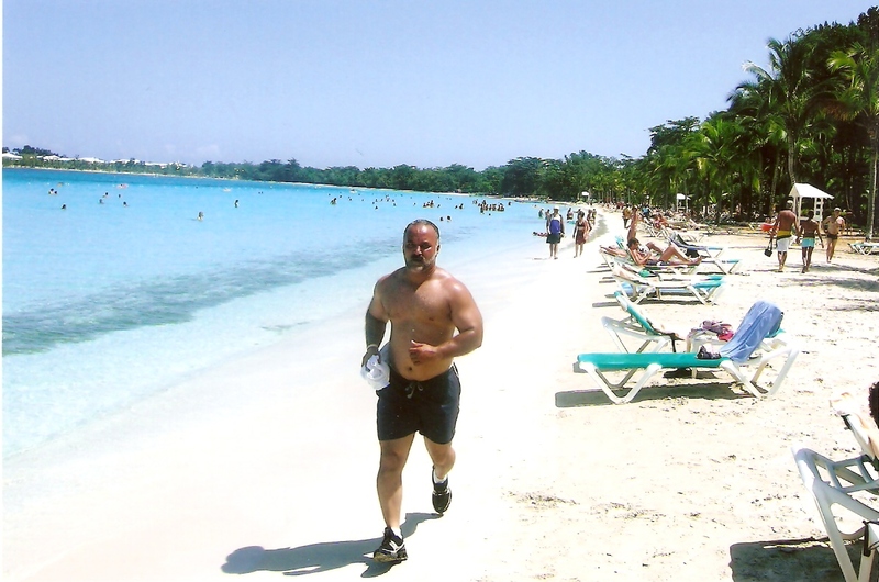 Date this good-looking Dominican Republic man Motorman from Atlanta DO4101