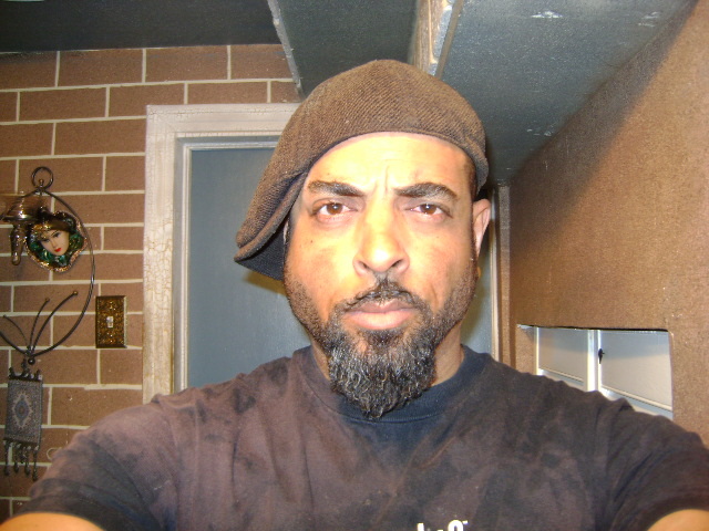 Date this happy Dominican Republic man DO4255 from Puerto Plata DO4255