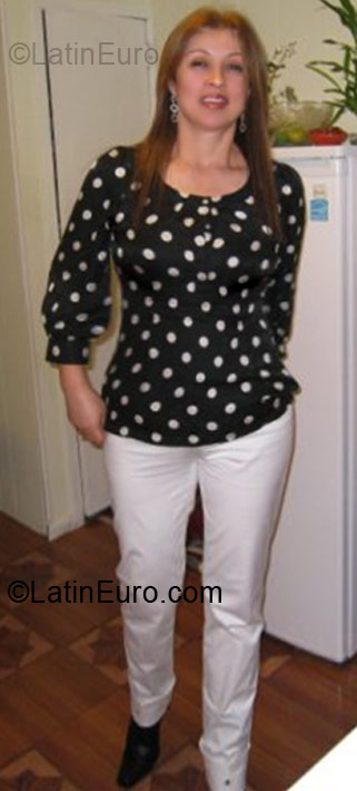 Date this nice looking United States girl Amanda from Massapequea US6078