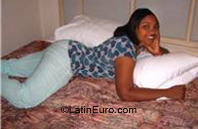Date this sultry Dominican Republic girl Luz Mercedes from Punta Cana DO4443