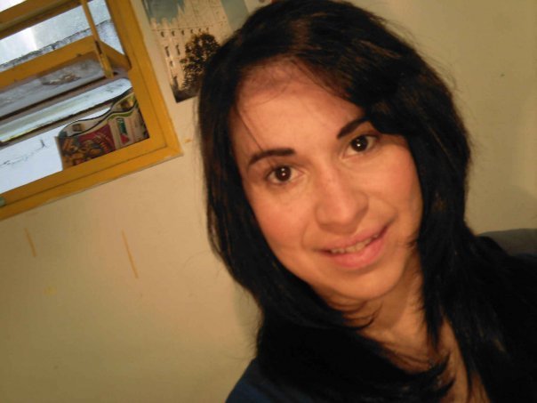 Date this voluptuous Uruguay girl Daniela from Montevideo UY5