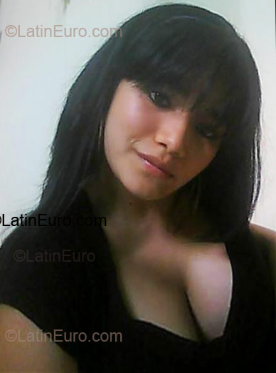 Date this exotic Ecuador girl Karol Denisse from Guayaquil EC19