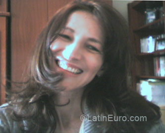 Date this charming Brazil girl Ana from Curitiba BR3433
