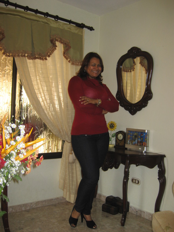 Date this pretty United States girl Amiris from Connecticut DO4935