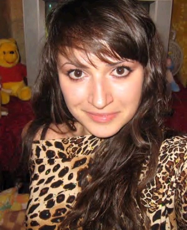 Date this pretty France girl Marisa from Dijon FR97