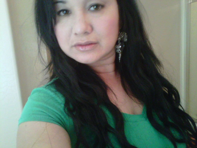 Date this hard body United States girl Susana from Phoenix US7704