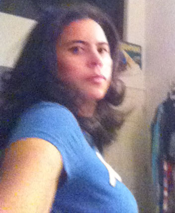 Date this delightful United States girl Claudia Maria from Philadelphia US7919