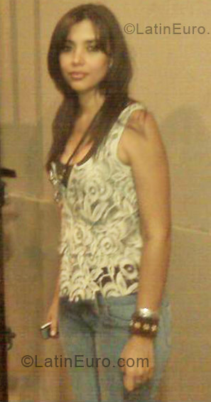 Date this tall Ecuador girl Mariana De Jesus from Guayaquil EC45