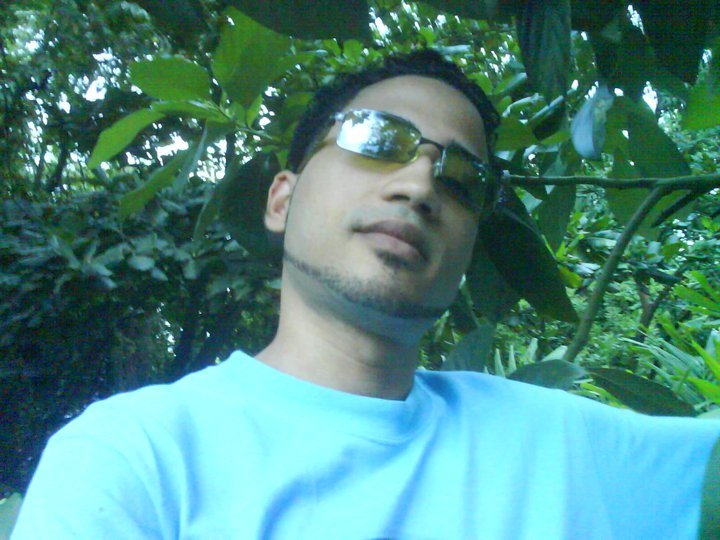 Date this passionate Dominican Republic man Bernardo from Santiago DO5574