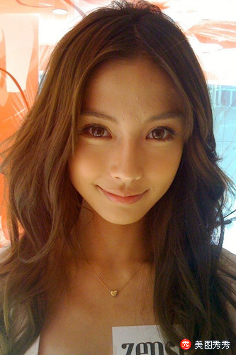 Date this young China girl Henjia45 from Beijing CN13