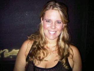 Date this hot Argentina girl Camila from Buenos Aires AR39