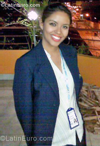 Date this lovely Peru girl Jackeline from Tarapoto PE441