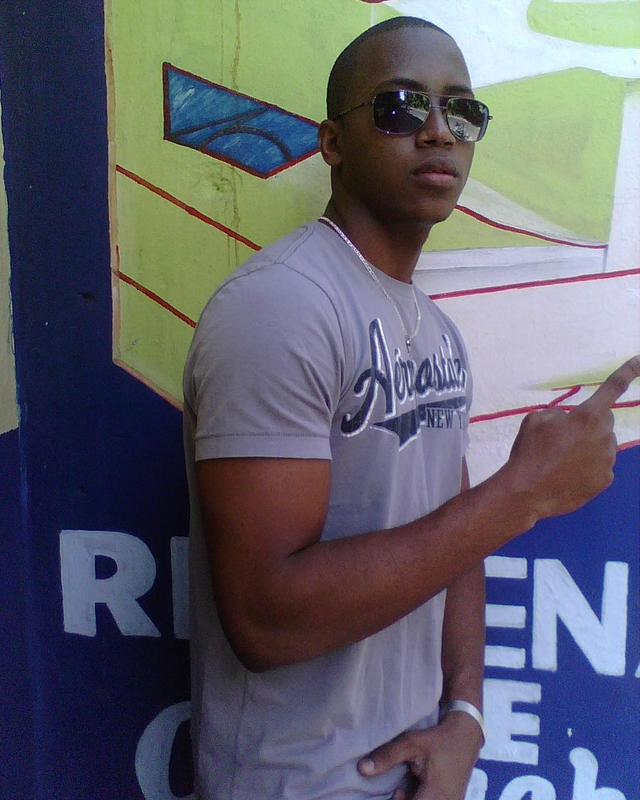 Date this hard body Dominican Republic man Alex from Santo Domingo DO7029