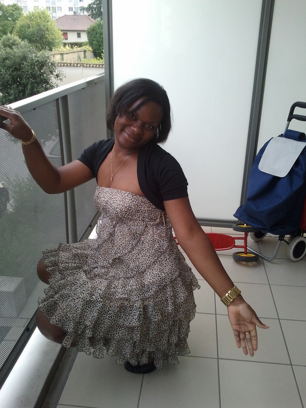 Date this cute France girl Rachel from Lyon FR122