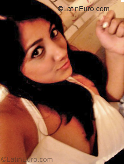 Date this cute Ecuador girl Diana from Portoviejo EC99