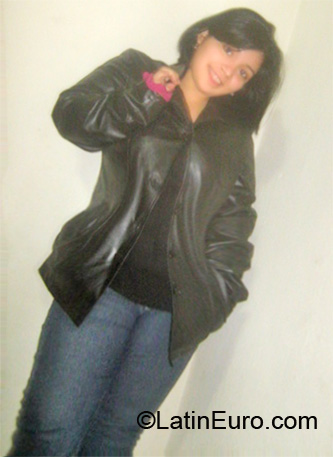 Date this young Peru girl Nalleli from Lima PE471