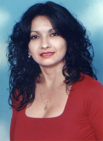 Date this beautiful Ecuador girl ARACELY from Guayaquil EC102