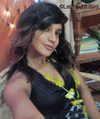Date this sultry Peru girl Sandy from Piura PE484