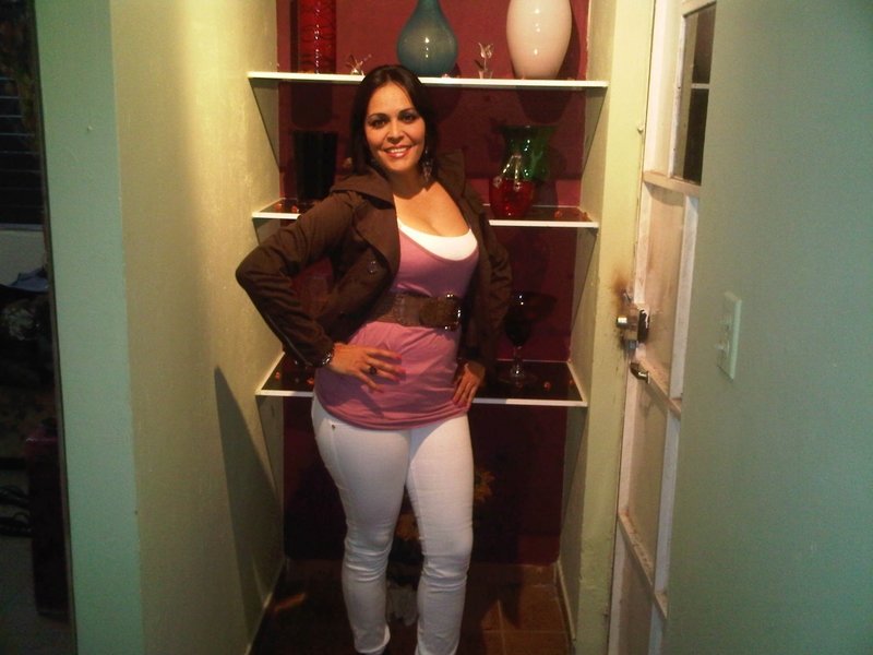 Date this stunning Panama girl Regina from Panama PA95