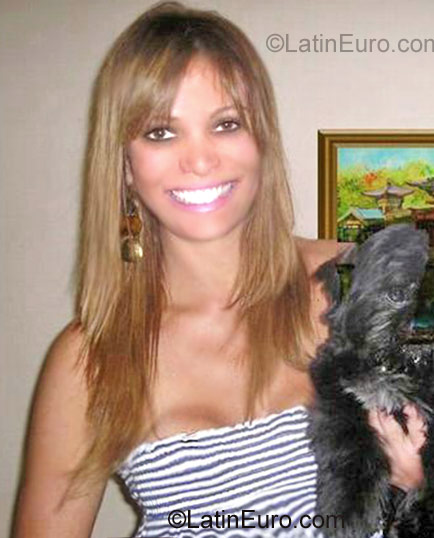 Date this exotic Spain girl Carla from living in Spain, Oviedo ES253