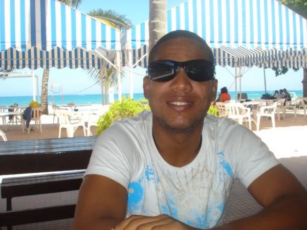 Date this pretty Dominican Republic man Caribe from Santo Domingo DO7760