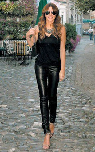 Date this attractive Italy girl Nevenshill from Schio IT157