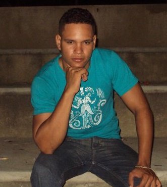 Date this gorgeous Dominican Republic man Eduard from Mao DO8437