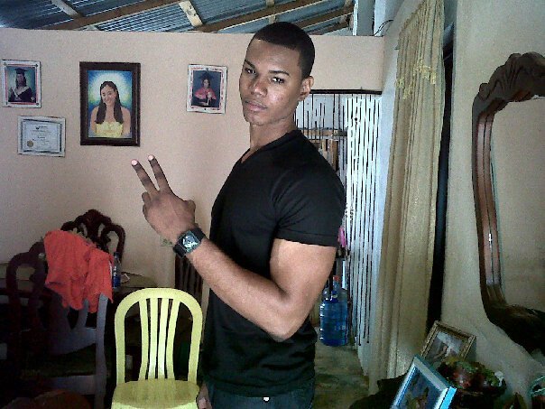 Date this foxy Dominican Republic man Bratini01 from Santo Domingo DO9056
