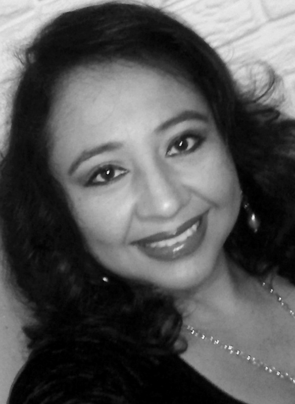 Date this sensual El Salvador girl Silvia from Sa SV17