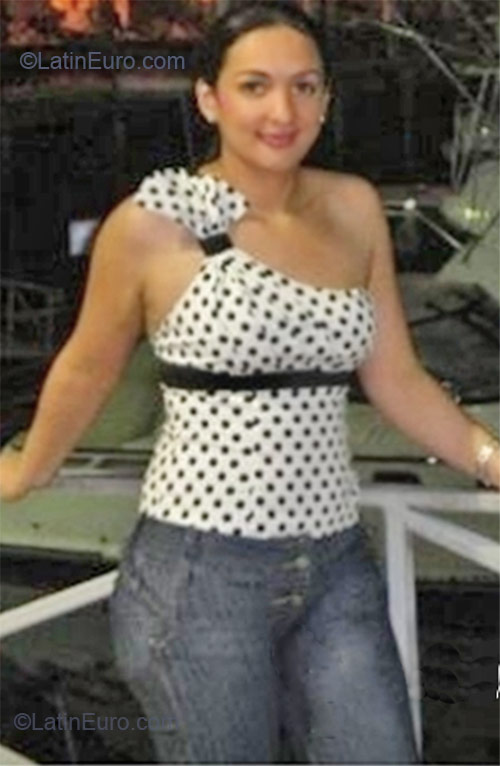 Date this foxy Panama girl Argemi from Panama City PA141