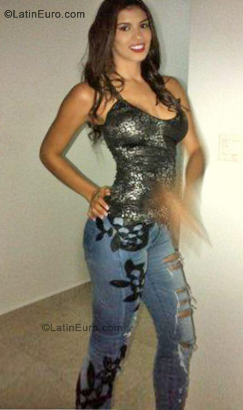 Date this exotic Panama girl Marilin00 from Panama PA147